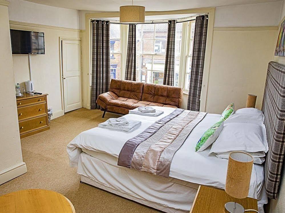 Готель The White Bear Shipston-on-Stour Екстер'єр фото